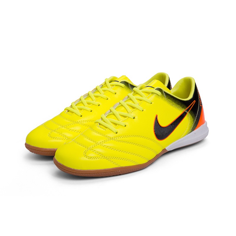 kasut nike futsal