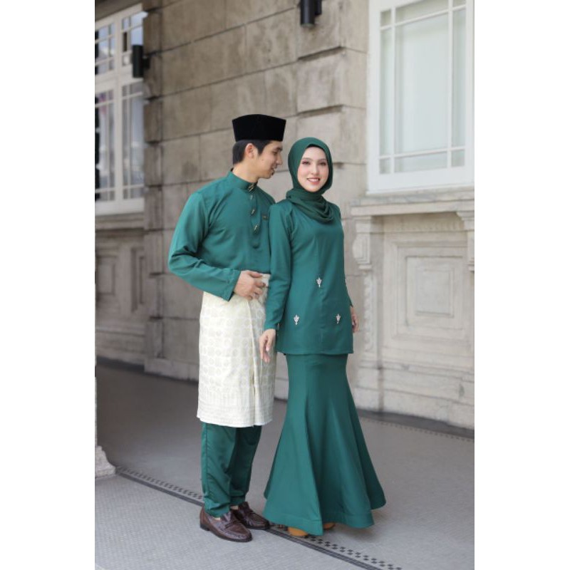 Emerald green pengantin baju Songket Emerald