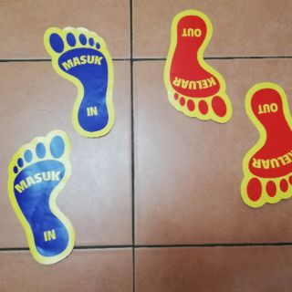 SEPASANG STICKER TAPAK KAKI LALUAN KELUAR DAN MASUK 