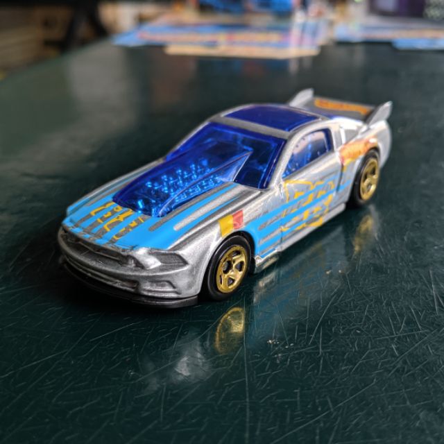 hot wheels 13 ford mustang gt
