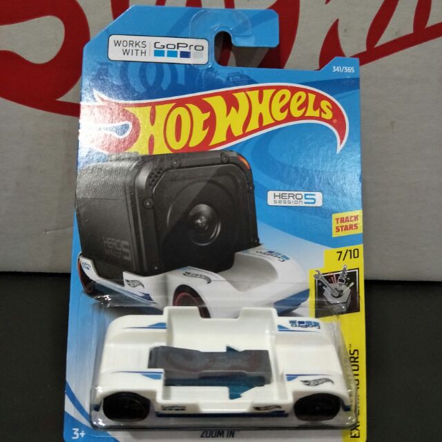 hot wheels zoom in white