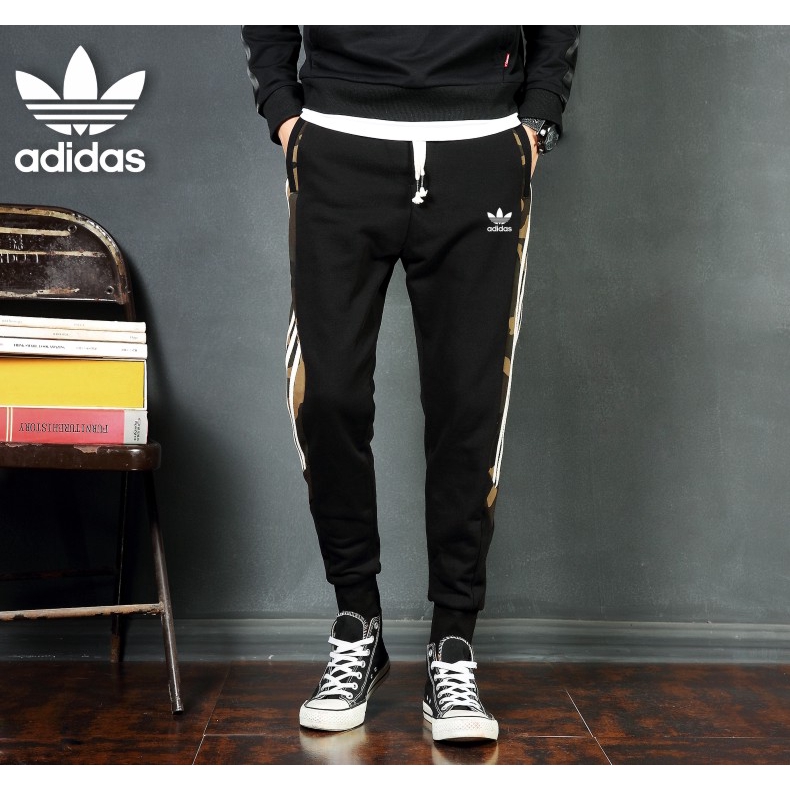 adidas sweatpants small