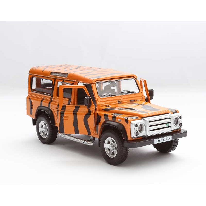 rmz city land rover defender