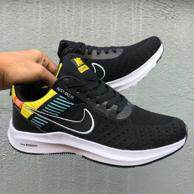 nike lunar zoom