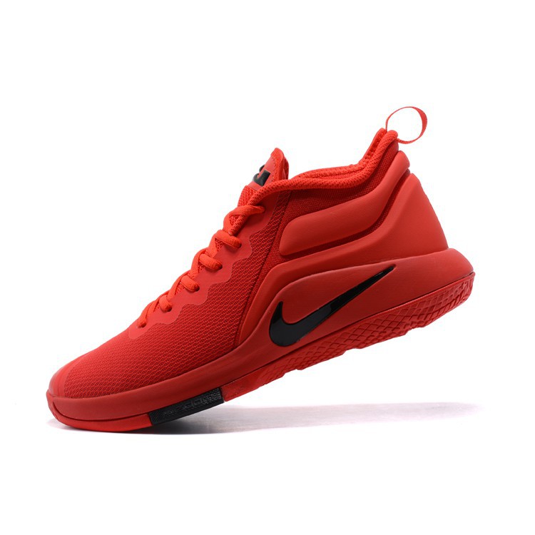 nike witness 2