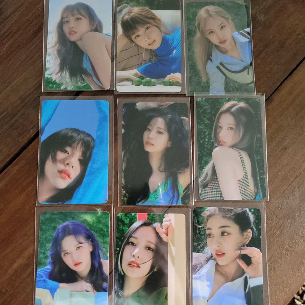Withmuu TWICE 11° Mini Album 'BETWEEN 1&2' (SET Ver.) | Incluso Poster Arrotolato + Regalo Pre-Ordine + Photocard Extra Atoz