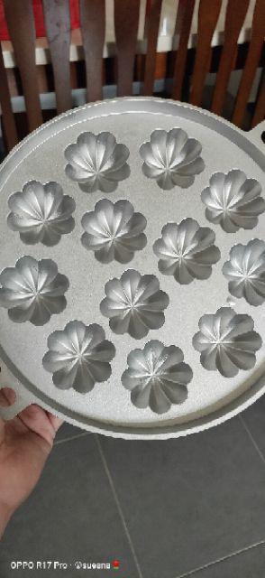 Acuan kuih Bahulu/ Bahulu mould Aluminium Bulat Besar (12 