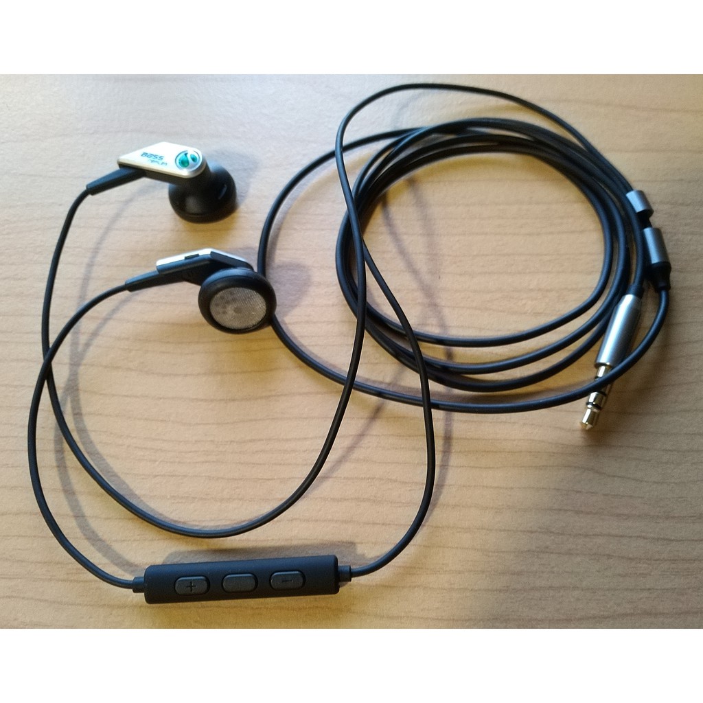 Sony Ericsson MH-500 Stereo Bass Reflex Headset Black for the Vivaz Vivaz Pro NW 