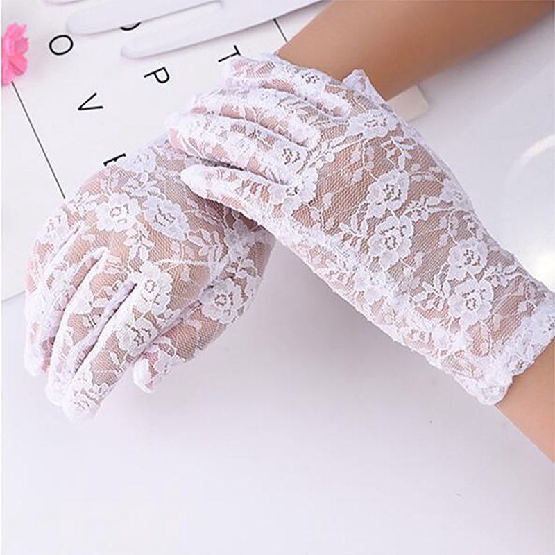 lace mittens