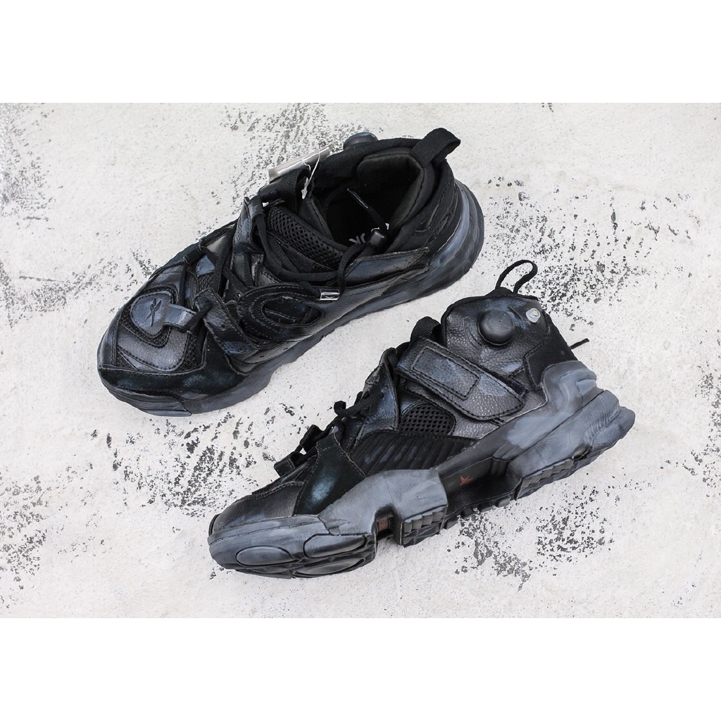 vetements reebok genetically modified