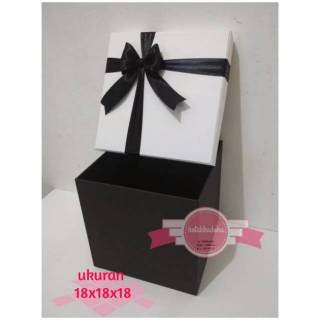 Gift Boxes Gift Boxes 18x18x18 Cm xx Pxlxt Can Custom Size And Request Color Shopee Malaysia