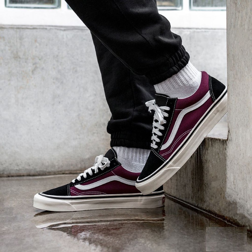 vans burgundy black