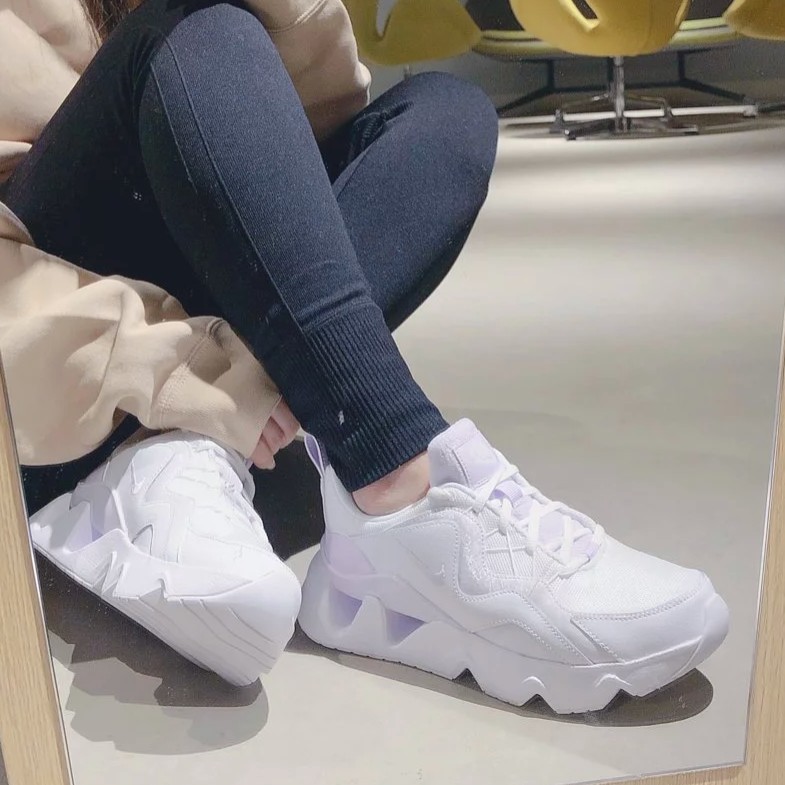 nike ryz barely grape