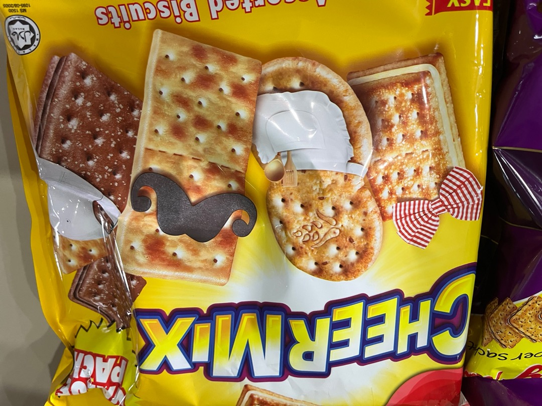 Pantry Express Munchy's CheerMix Assorted Biscuits 508g Value Pack