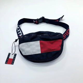 tommy hilfiger chest bag