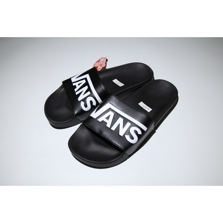 vans slide on slippers