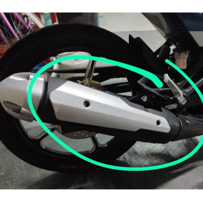 Y15zr Y15 Protector exhaust ekzos cover ( Vietnam ) Shopee Malaysia
