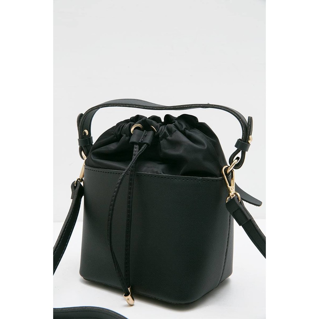 berrybenka sling bag