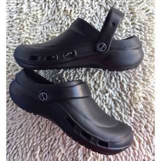 M.CLASS Ready Stock Men Crocs Sandals Mule Clogs Shoes Waterproof Ultra Light
