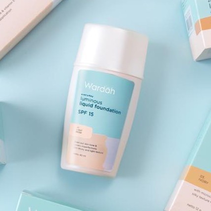 wardah foundation luminous