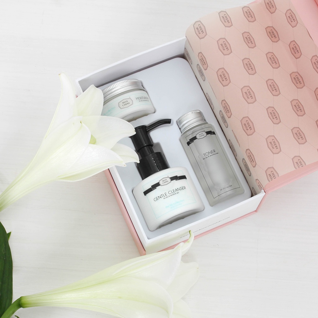 Mon Chéri Lily Collection Travel Essentials Set Sun Damage Dry Sensitive Normal to Combination and Oily Skin