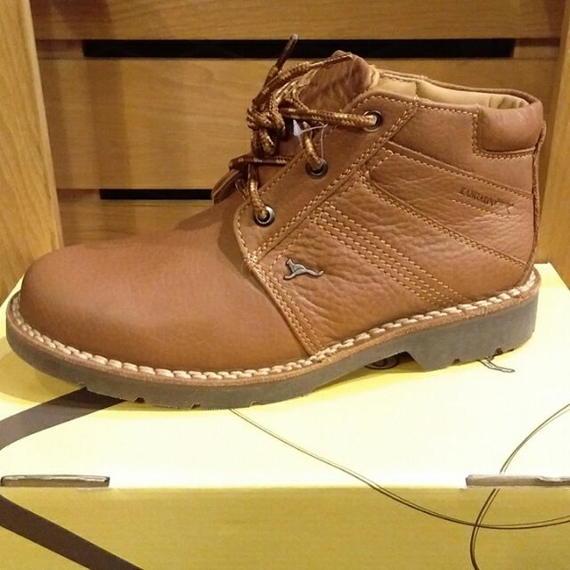 kangaroo boots