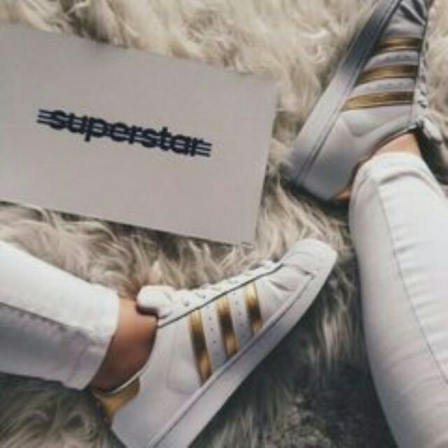 adidas superstar gold stripe