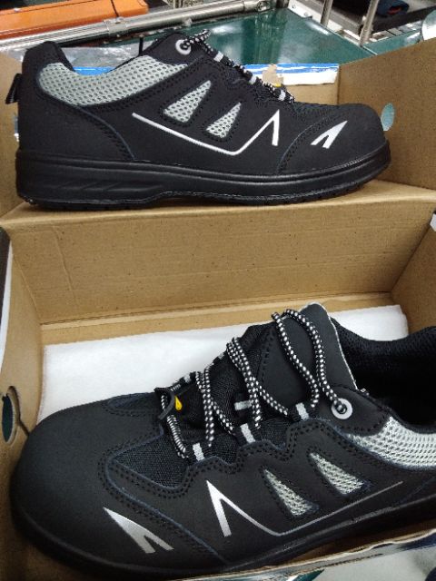 aspida safety shoes price