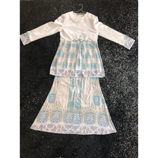 Baju Raya Jakel Hanis Zalikha Krisan Baju Kurung Facebook
