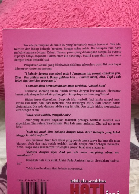 Preloved Novel Le Telah Aku Serahkan Hati Ini Penulis April Snow Shopee Malaysia