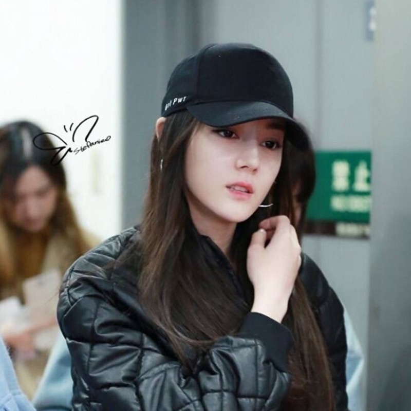 fashion black cap