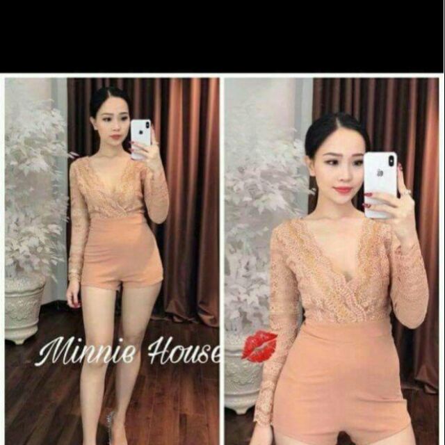 Long sleeve lace jump short
