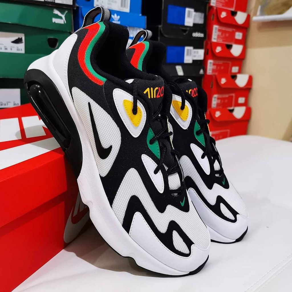 air max 200 black on feet