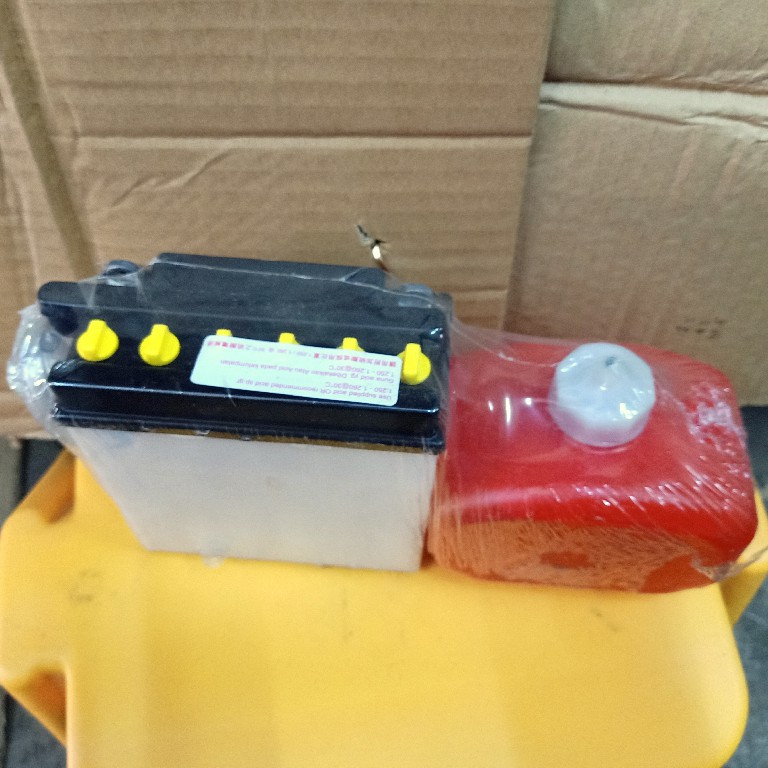 12v Motor Battery Yuasa Yb5l B Bateri Motosikal Untuk Ex5 Y110 Suzuki Shugon Kriss Shopee Malaysia