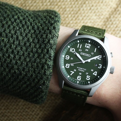 seiko kinetic military watch