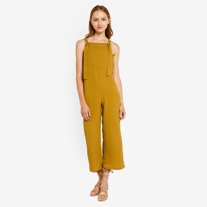 overall jumpsuit