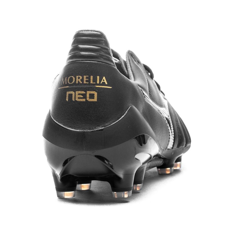 mizuno morelia blackout