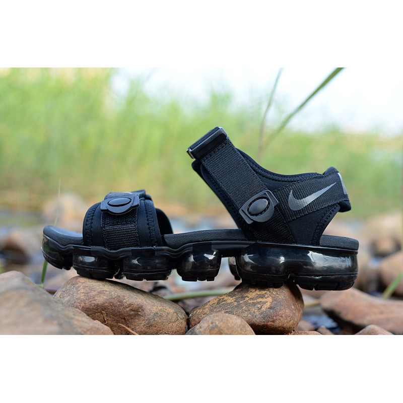 nike vapormax sandals