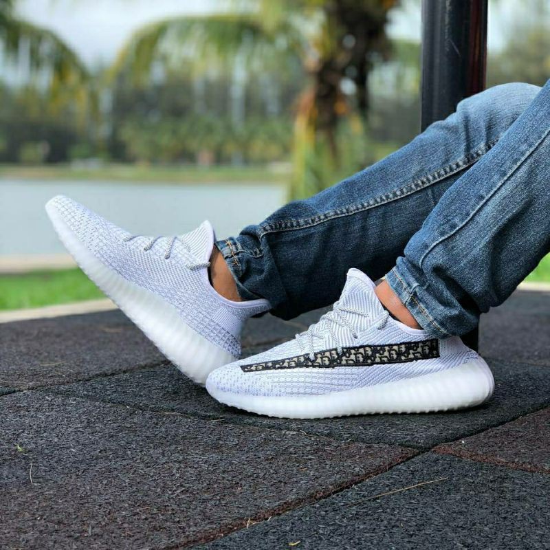 dior yeezy boost 350