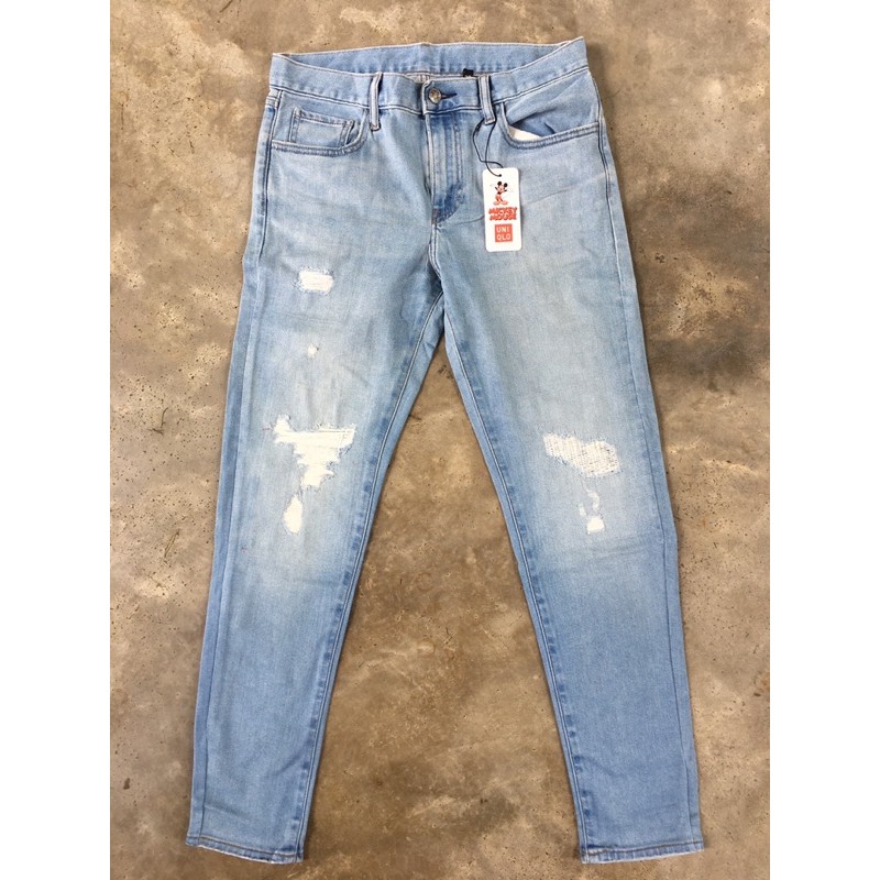 uniqlo distressed jeans