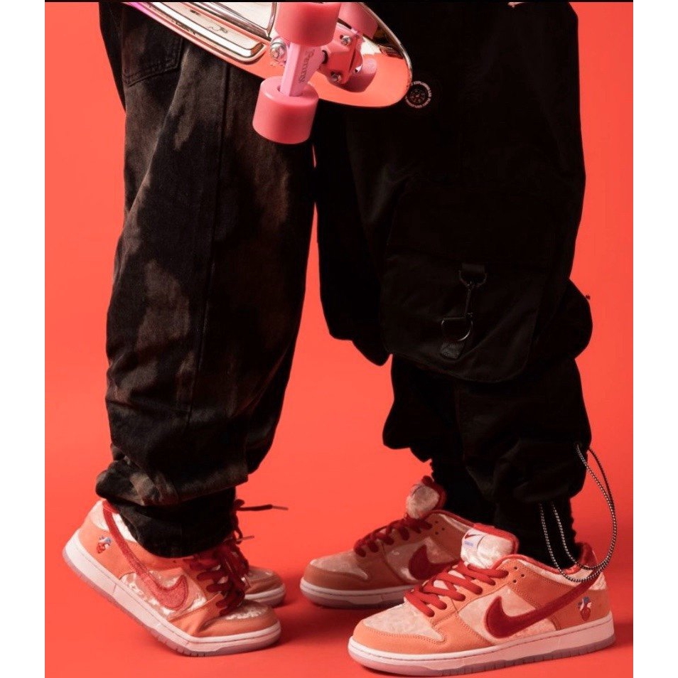 strangelove dunks outfit