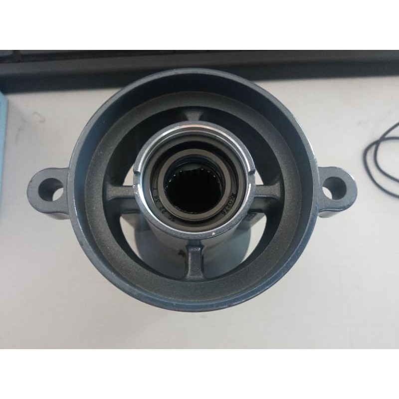 (63D4536102) Housing Oil Seal Propeller Shaft Yamaha 40HP Model E40X