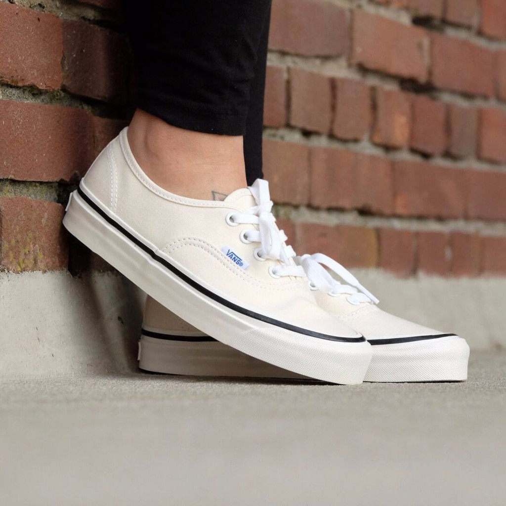 vans authentic 44 dx anaheim factory classic white