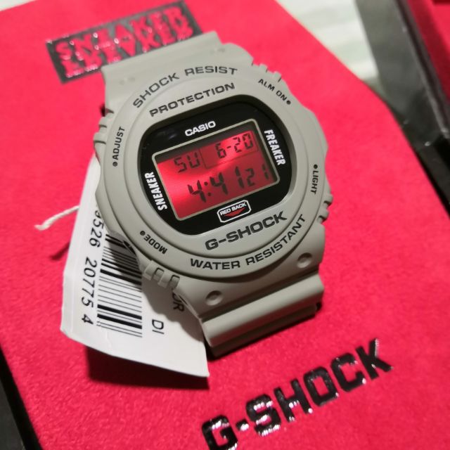 dw5700 sneaker freaker