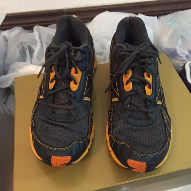 reebok vibetech shoes