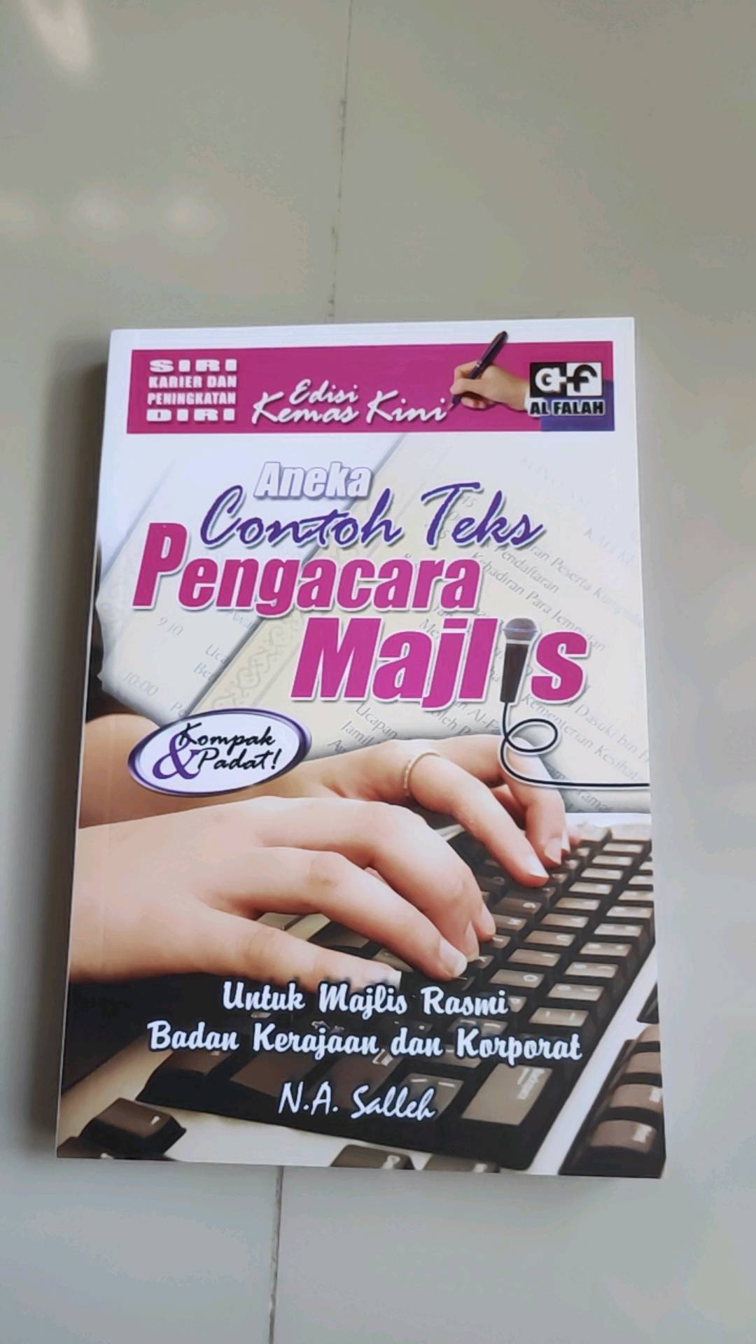 contoh teks ucapan pengacara majlis