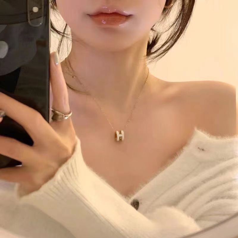 New H Letter Necklace Women Necklace Trendy Fashion Accessories  Clavicle Chain