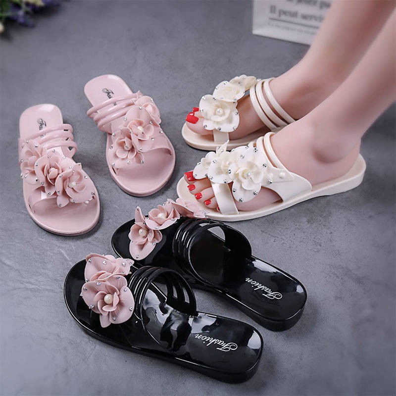 women's plastic beach shoes