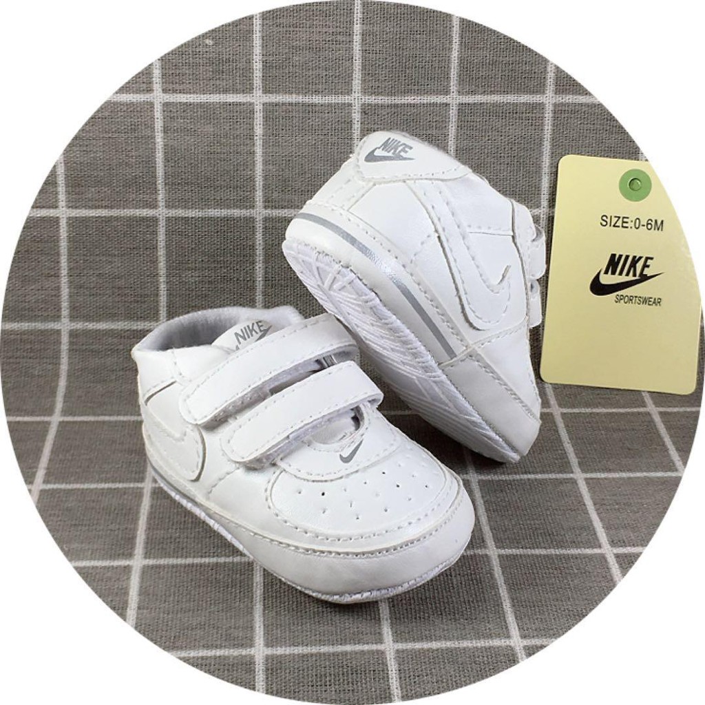 infant soft bottom nike shoes
