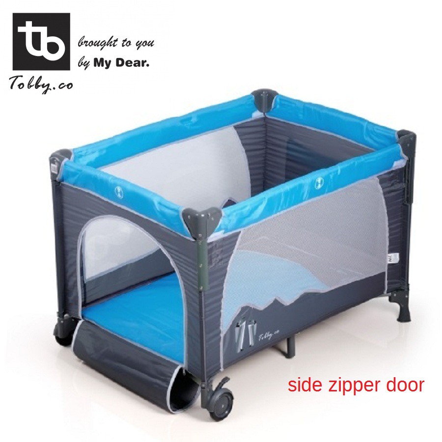 playard with side zipper